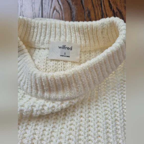 Aritzia Knit Sweater Small White / Cream New - Picture 2 of 7